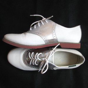 eastland sadie silver saddle shoes size 9 oxfords leather flats
